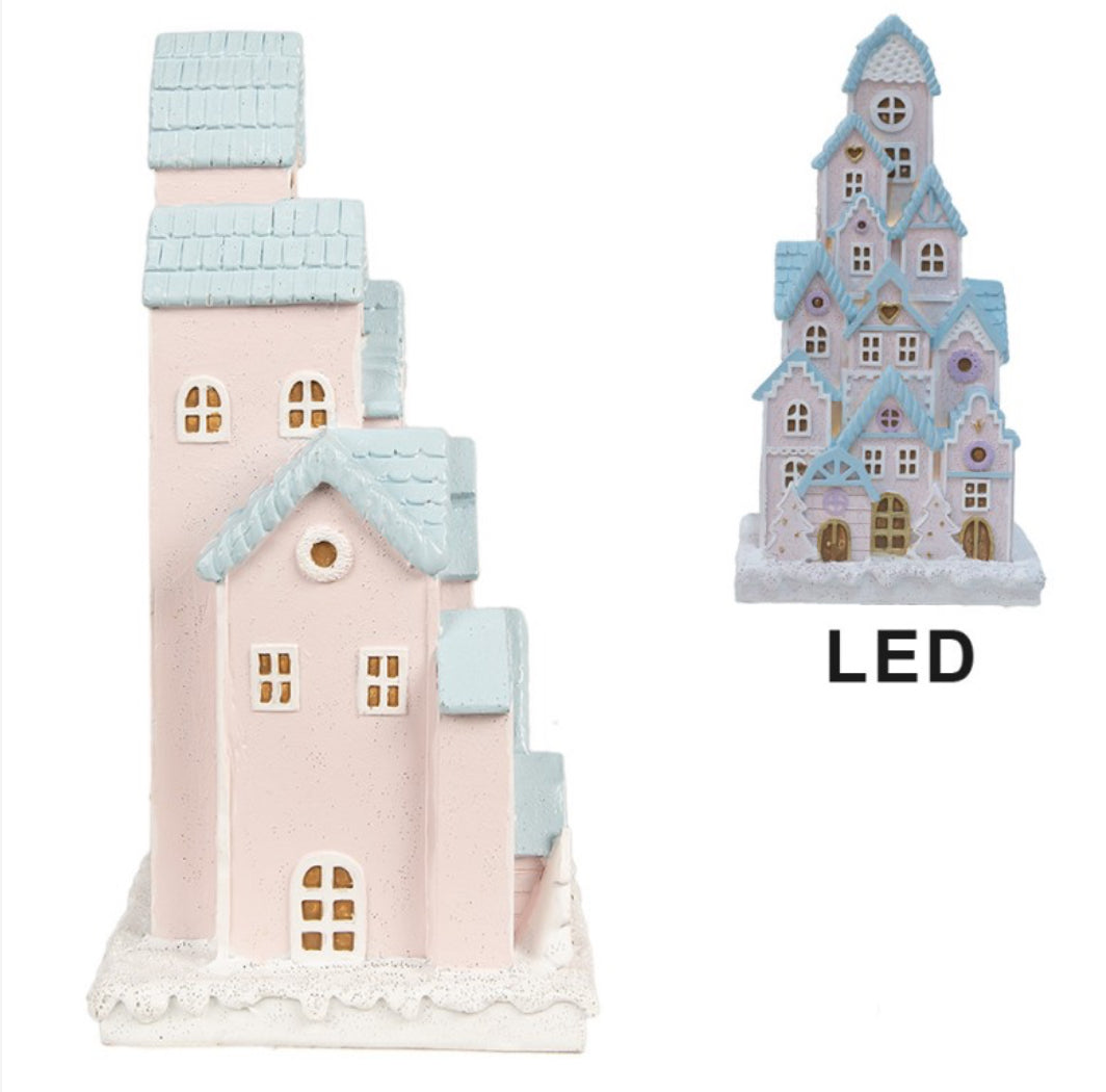 Kerst collectie gingerbread huis met led 13X13X26 cm roze polyresin peperkoekhuisje