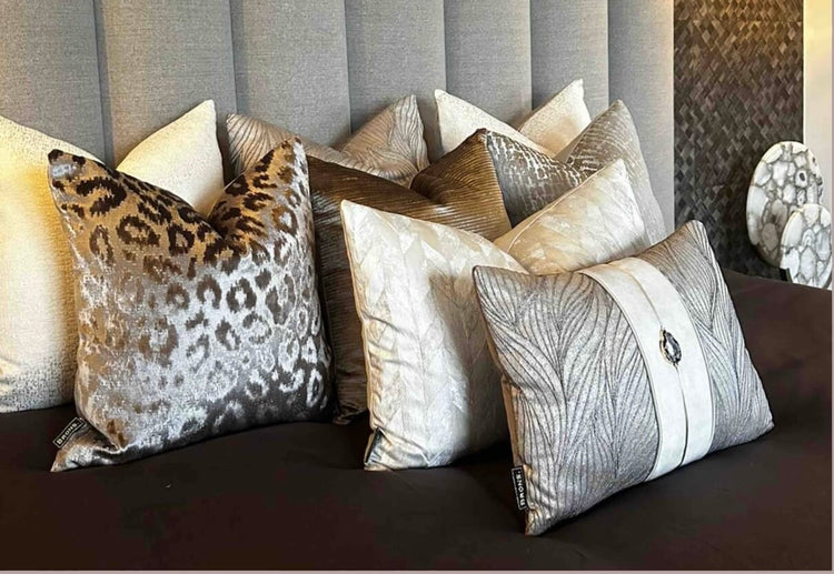 Kussens & Plaids Brons, Claudi en meer..
