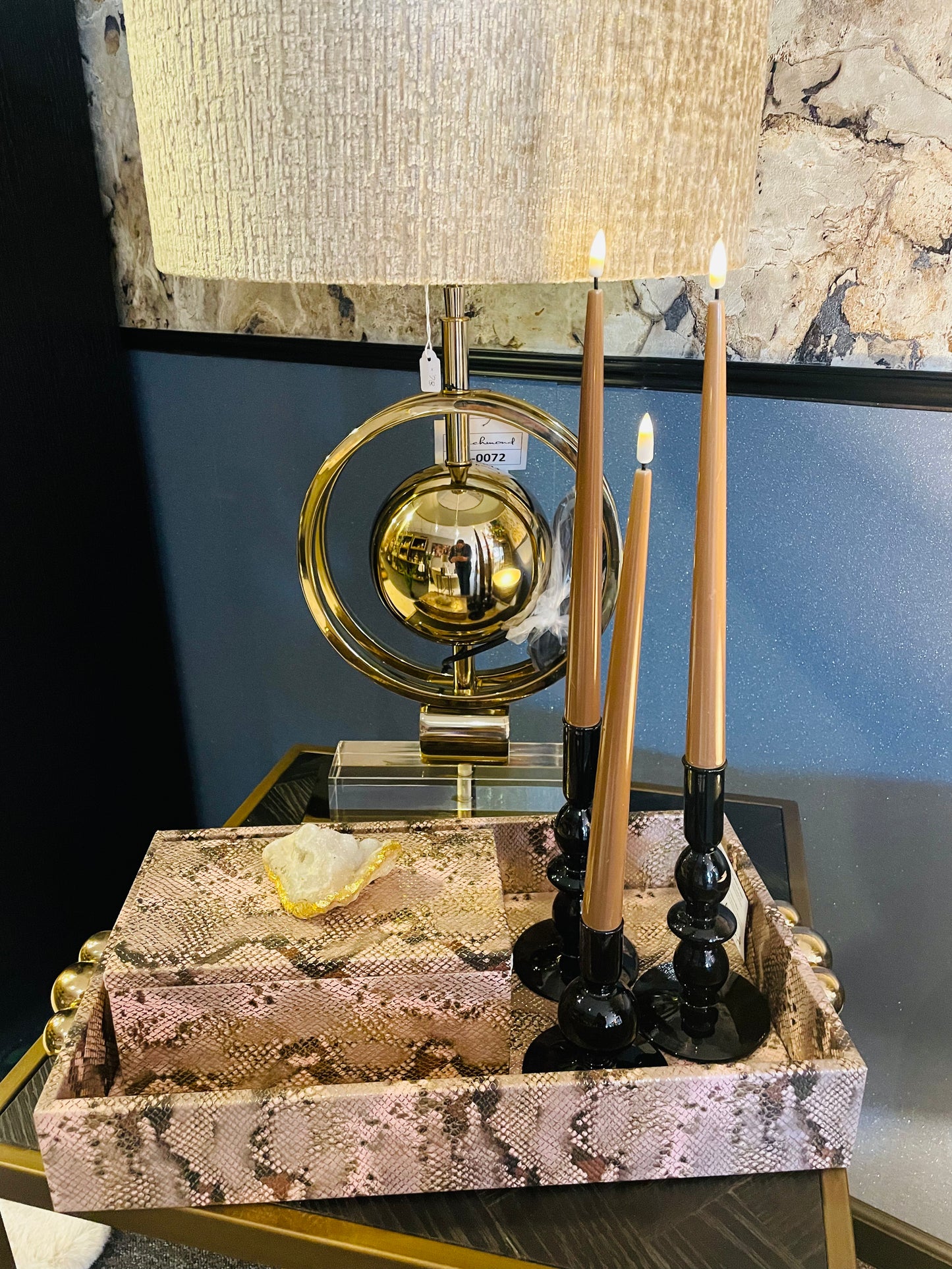 Richmond Dienblad Lova